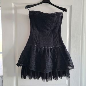 European Vintage Corset - Medium in excellent like new condition